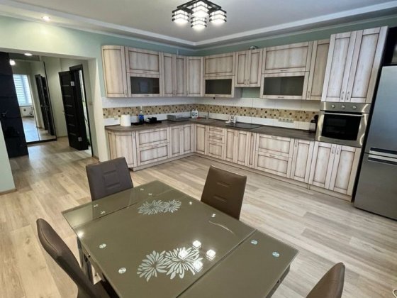 Продаж квартири вулиця Грардійська Ужгород