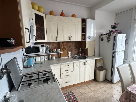 Продам 3 кімнатну квартиру Ужгород