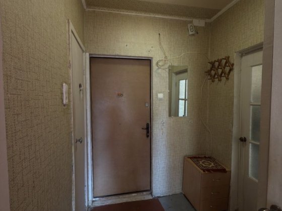 Олени Теліги, Дорогожичі подає 3 кімнатиої Киев