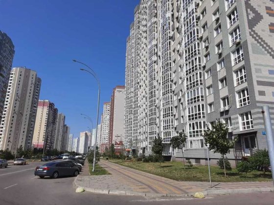 Русової Софії продаж 1к Осокорки Позняки Дарницкий Киев