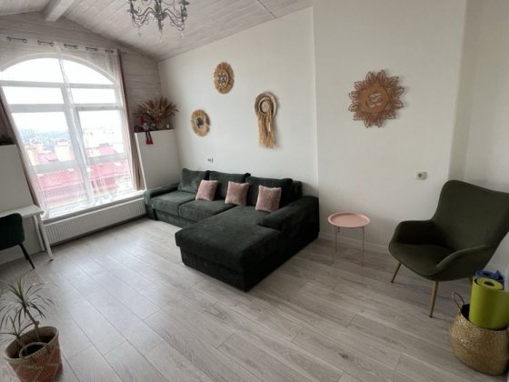 Продам 2 кімн.новобудову Героїв Майдану Черновцы