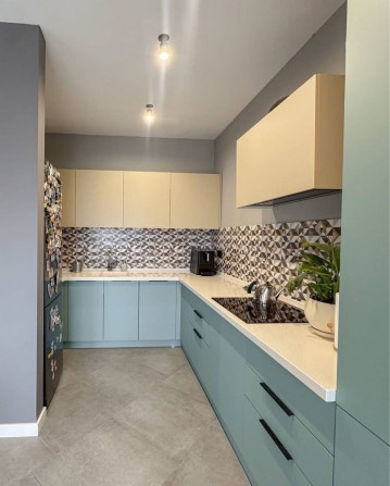 Продається 1,5 кімнатна квартира з сучасним ремонтом - фото 1