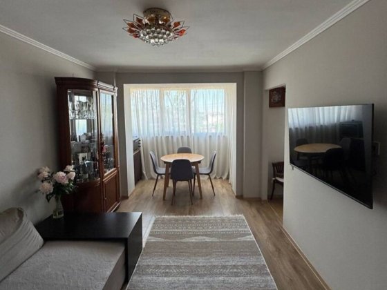 Продам 3х кімнатну квартиру в Ужгороді Ужгород