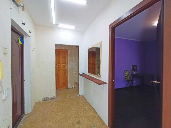 Продаж 2-кімн квартири 48 м2 в дев'ятиповерхівці в центрі, Чорновола. Чернигов