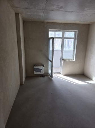 1-но кімнатна простора квартира ЖК Багговутівський - фото 1