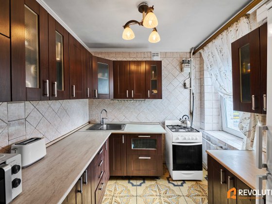 БЕЗ% Теліги Щусева метро Дорогожичі 50м Трикімнатна 53.5м2 4поверх Киев