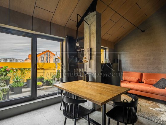 Продаж квартири 111 м2 +тераса ЖК Комфорт Таун вул.Березнева, Соцмісто Киев