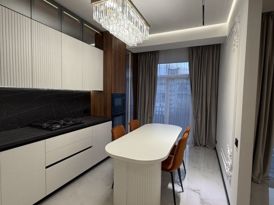 Продаж шикарної квартири в центрі! Ужгород