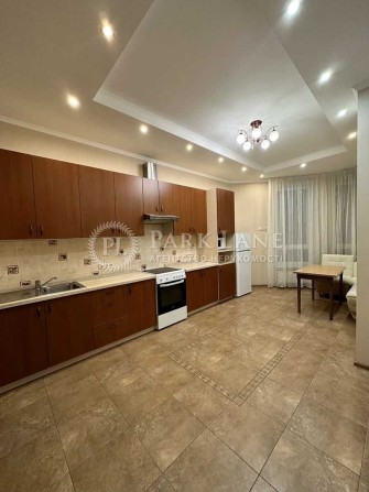 Продам 2к квартиру Міхновського Миколи 14-16 Метро Печерськ Центр - фото 1