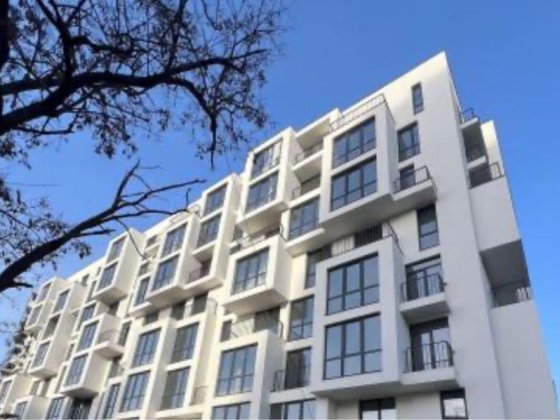 Продається 2-х кімнатна чорнова квартири. ЖК B4 Ужгород