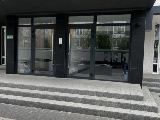 4-кімнатна квартира в двох рівнях Черновцы