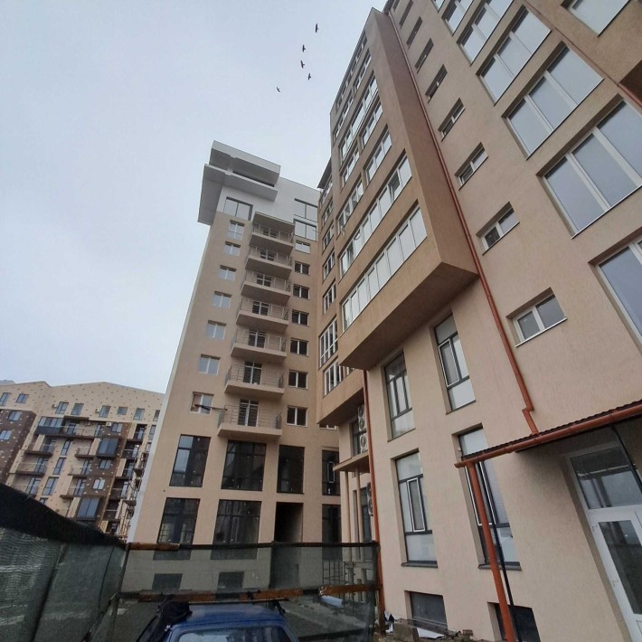 Продається 3-кімнатна квартира - фото 1