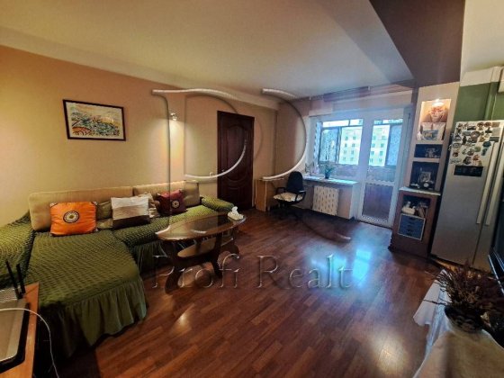 Продаж 2 кімн. квартири вулиця Володимира Сікевича (Молодогвврдійська) Киев