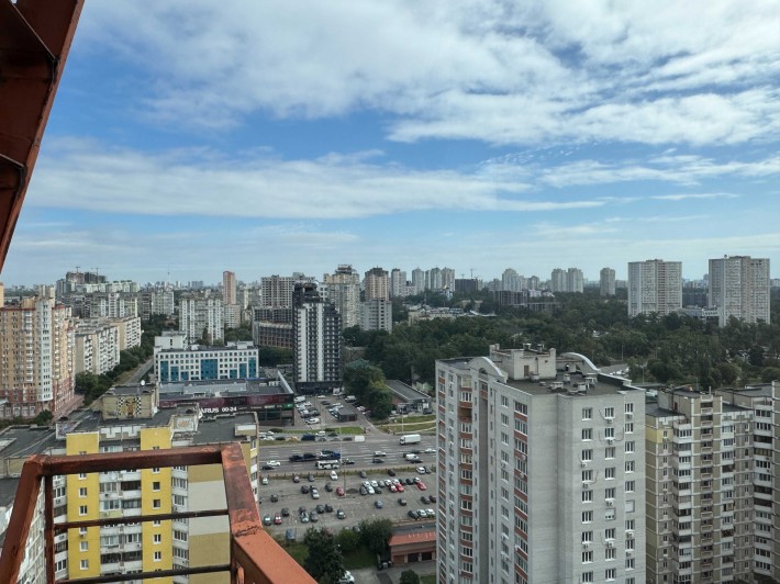 Продаж 3к Ірпінська 69А ст.м. Академмістечко 10 хв.пішки Святошин - фото 1