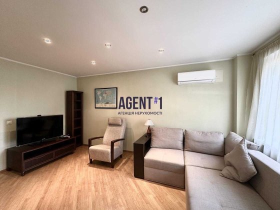 3-кімн, 67 кв.м. просп. Берестейський (Перемоги) 95, метро Святошино Київ