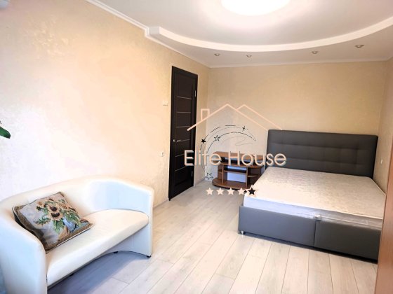 Продам 2х роздільну Доманицького буд 1/5  все замінено капремонт газ Киев