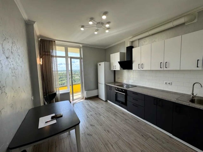 1к квартира з сучасним ремонтом (окрема спальня), ЖК Медовий - фото 1