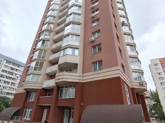 1к р-н МИТНИЦЯ, вул.Володимира Великого 41/2 Черкаси