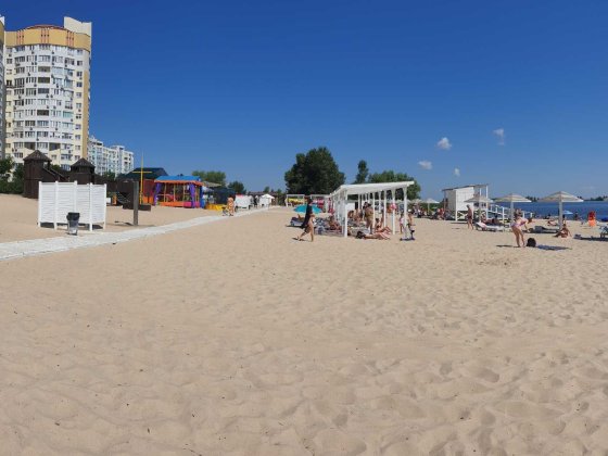 Простора новобудова, 60 кв м, митниця. Героїв Дніпра Черкассы