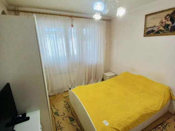 Продаж трикімнатної квартири Черновцы