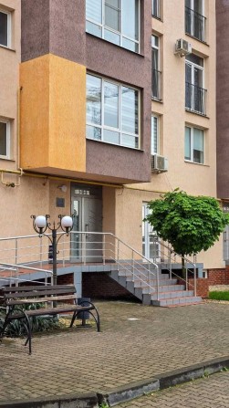 Продається Пентхаус 186 м² з ремонтом і терасою Чернівці, ЖК Роднічок - фото 1