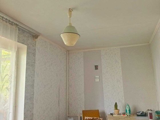 ПРОДАЮ 3ком.Кв. 55м2(тепла, приємна) 3/5. Все поруч ринок,2школи.Зуп. Чернигов