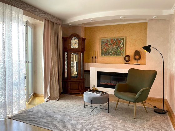 Краща! Без %. Видова, дворівнева квартира 165 м2 - Драгоманова 15-А. Киев