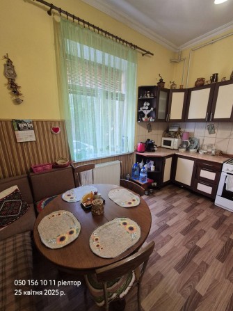 Продаж квартири в центрі міста під комерцію 112кв.м. - фото 1