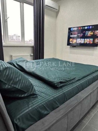 Оболонь Продаж 1к квартири ЖК ObolonSky Оболонський просп 1 метро 2хв - фото 1