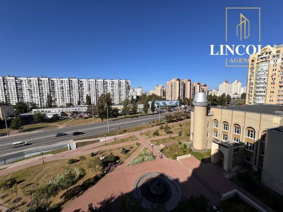 БЕЗ%, 136м², Сталінграда, Івасюка, Оболонь, Маліновського, Полку Азов Київ