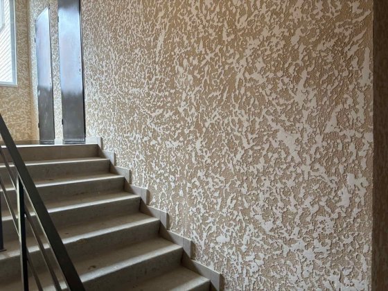 Продається велика двокімнатна квартира на старому місті Винница