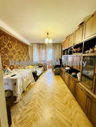 Метро Лісова! 2 кімнатна квартира! Вулиця Кубанської України 31 - фото 1