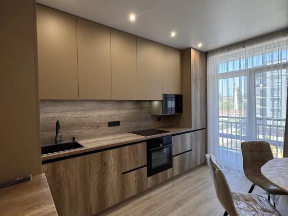 Продаж однокімнатної квартири | Переуступка | Мала Прага | Центр Ужгород