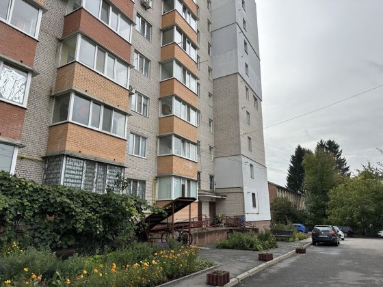 Продаж термінов 1кк квартири в центрі Вишеньки Автон опал Закртий двір Винница