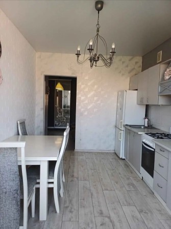 Продам простору 1.5 кімнатну квартиру р-н Боздошського парку - фото 1