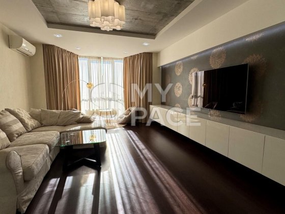 ЖК Сонячна Брама, вул. Юлії Здановської 71г, один з кращих ЖК в районі Киев