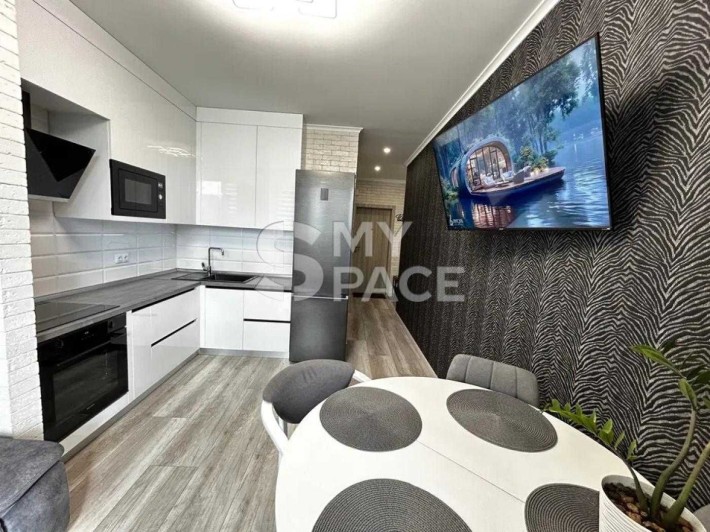 1к кв з ремонтом.  ЖК Навігатор, Балтійський пров, вул Вовчка - фото 1