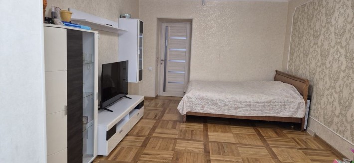 Продам власну квартиру - фото 1