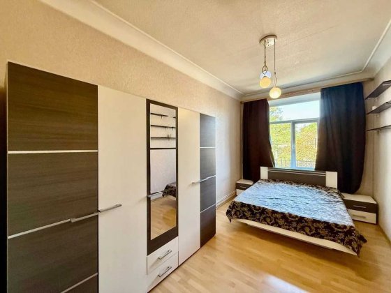 Продам квартиру в Центре Яворницкого Дніпро