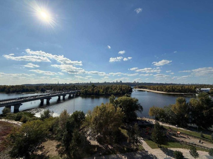 Сонячна Рів'єра метро Лівобережна, від власника вид на ПОДІЛ - фото 1