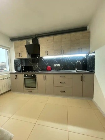 Продам 2х квартиру клубний будинок - фото 1