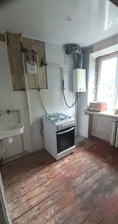 Квартира 1 кімн., 3 поверх, вул. Універсальна, сертифікат - фото 1