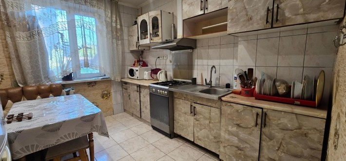 3 кімнатна квартира Київ. Ушакова.  5хв  Академмістечко - фото 1