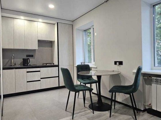 Продам 2к студию в районе пр-та Науки (Гагарина) Можно по сертификату! Днепр