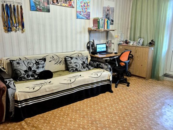 Продам 1 кімнатну квартиру Днепр