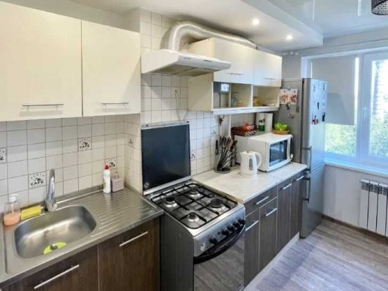 2 кімн з ремонтом в районі Калинової (717584)