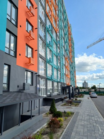 Продаж просторої квартири в новому будинку, автон/опалення! - фото 1