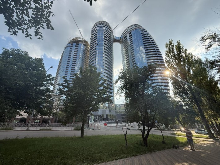 Продам видовую 194м2 квартиру БЕЗ %с террасой Печерск ЖК TARYAN TOWERS - фото 1