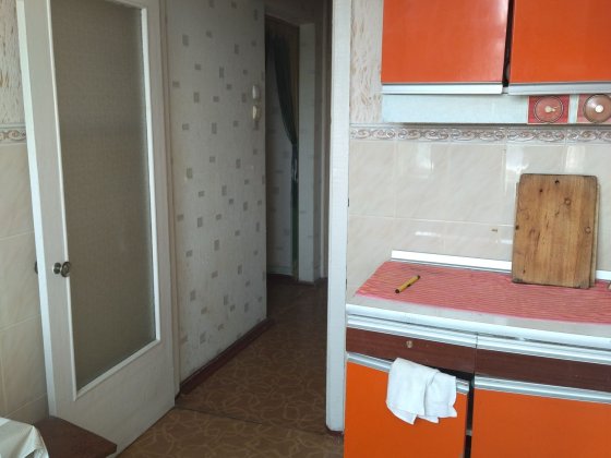 Продам двухкомнатную квартиру р-н рынок Нива Чернигов