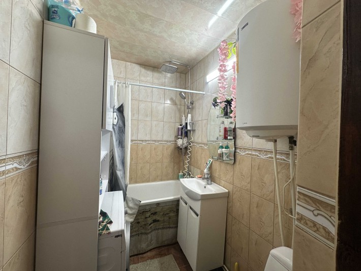 Продаж 2к квартира, цегла,ремонт - фото 1